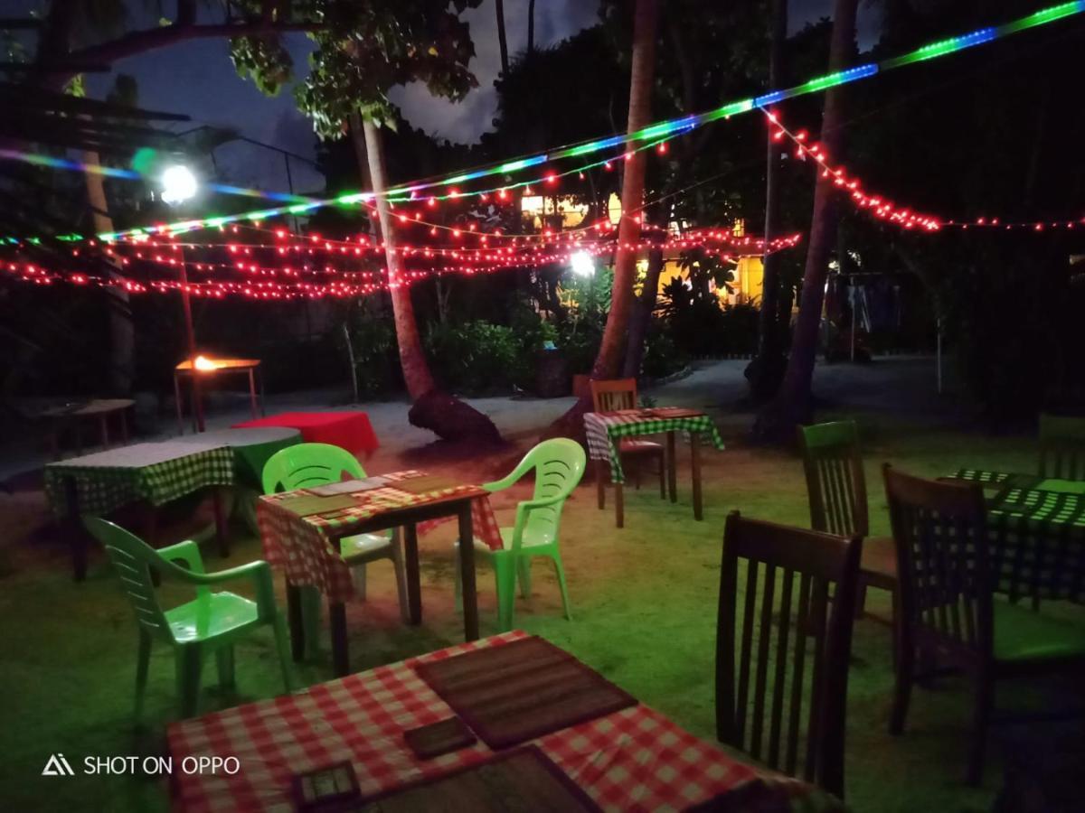 Galaxy Sunrise Sea View Hotel Fulidhoo Exterior photo