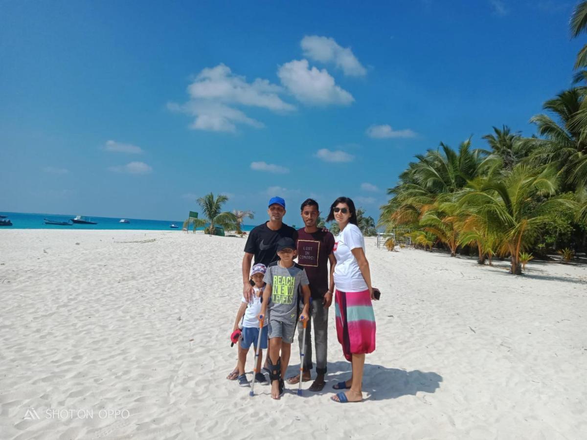 Galaxy Sunrise Sea View Hotel Fulidhoo Exterior photo