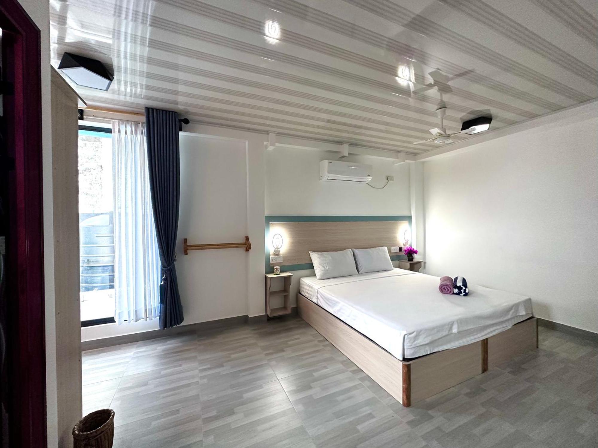 Galaxy Sunrise Sea View Hotel Fulidhoo Exterior photo